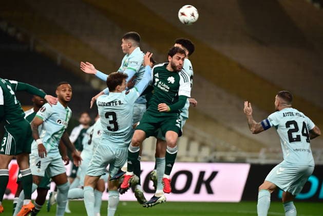 UEFA Europa League, Panathinaikos FC vs Real Betis - Davide Calabria of Panathinaikos in action against Diego Llorente of Real Betis during the UEFA Europa League round of 16 1st leg soccer match between Panathinaikos FC and Real Betis held at Olympic Athletic Center of Athens in Athens, Greece, 12 March 2026. IMAGO ONE INCH PRODUCTIONS ATHENS Greece Copyright: xOnexInchxProductionsx 6889833