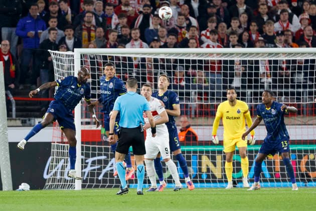 In the penalty area of FC Porto , Germany, Football, UEFA Europa League, Round of 16, 2025 2026, VfB Stuttgart vs FC Porto, 12 03 2026, Stuttgart Arena Stuttgart Germany Copyright: xGrantxHubbsx