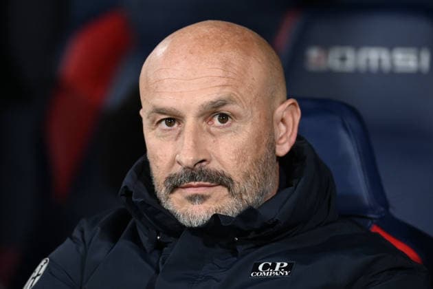 Vincenzo Italiano (Bologna Fc) during Bologna FC vs AS Roma, Football Europa League match in Bologna, Italy, March 12 2026  Copyright: xGianlucaxRicci IPAxSportx xipa-agency.netx xx IPA_72770853 IPA_Agency_IPA72770853