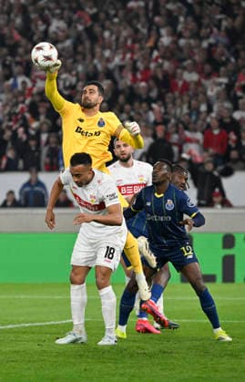 Penalty area scene, goal area scene Goalkeeper Diogo Costa FC Porto 99 Action VfB Stuttgart vs FC Porto EUROPA LEAGUE EL 12 03 2026 DFL REGULATIONS PROHIBIT ANY USE OF PHOTOGRAPHS AS IMAGE SEQUENCES AND OR QUASI VIDEO VfB Stuttgart vs FC Porto