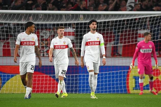 from left Nikolas NARTEY VFB Stuttgart , Finn JELTSCH VFB Stuttgart , Atakan KARAZOR VFB Stuttgart after conceding a goal, disappointment, frustration, disappointed, frustrated, dejected, left Ermedin DEMIROVIC VFB Stuttgart , Football UEFA Europa League round of 16 VfB Stuttgart FC Porto on 12 03 2026 MHP ARENA