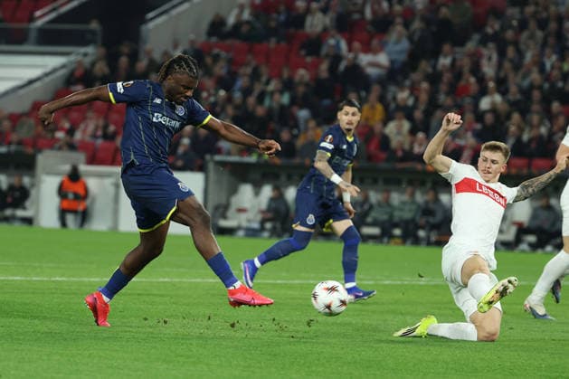 FBL UEFA Europa League Round of 16 first leg 2025 26 VfB Stuttgart FC Porto Terem Moffi FC Porto scores the goal to 0 1, Finn Jeltsch VFB Stuttgart during the UEFA Europa League Round of 16 first leg soccer match between VfB Stuttgart and FC Porto at the Stuttgart Arena in Stuttgart, Germany, March 12, 2026 Copyright: JoaquimxFerreira