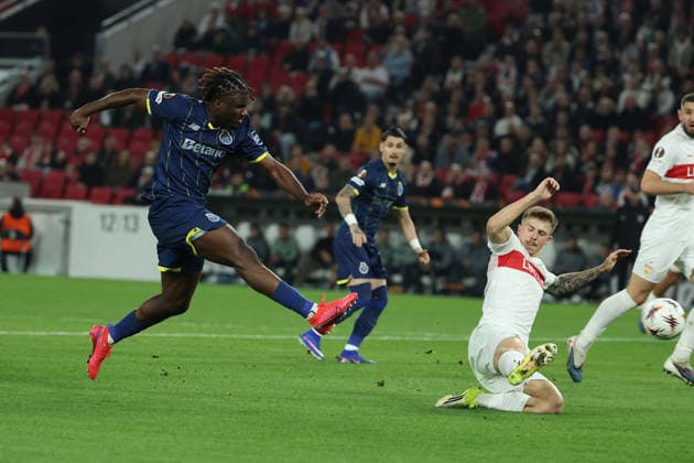 FBL UEFA Europa League Round of 16 first leg 2025 26 VfB Stuttgart FC Porto Terem Moffi FC Porto scores the goal to 0 1, Finn Jeltsch VFB Stuttgart during the UEFA Europa League Round of 16 first leg soccer match between VfB Stuttgart and FC Porto at the Stuttgart Arena in Stuttgart, Germany, March 12, 2026 Copyright: JoaquimxFerreira