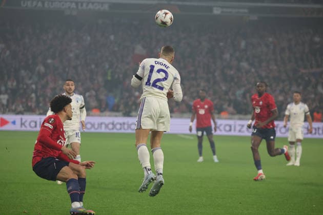 FOOTBALL : LOSC Lille vs Aston Villa FC - UEFA Europa League - 12 03 2026 Lucas DIGNE (Aston Villa FC) lors du match LOSC Lille vs Aston Villa FC, UEFA Europa League 8eme de finale aller, Decathlon Arena stade Pierre Mauroy, le 12 mars 2026 - photo Laurent Sanson PsnewZ  Copyright: xLaurentxSANSONx xPsnewZx