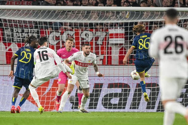 Rodrigo Mora FC Porto scores his team s second goal during the UEFA Europa League 2025 26 Round of 16 First Leg match between VfB Stuttgart and FC Porto at Stuttgart Arena on March 12, 2026 in Stuttgart, Germany Photo by Harry Langer DeFodi Images