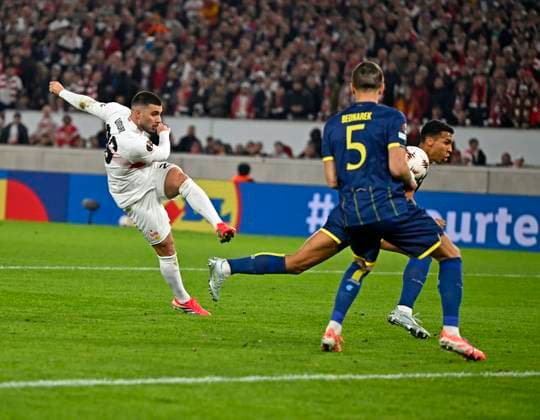 12 03 2026, Football UEFA Europa League 2025 2026 Round of 16, VfB Stuttgart FC Porto, in the MHP Arena Stuttgart, Deniz Undav Stuttgart pulls away and scores 1 2 DFL and DFB regulations prohibit any use of photographs as image sequences and or quasi video