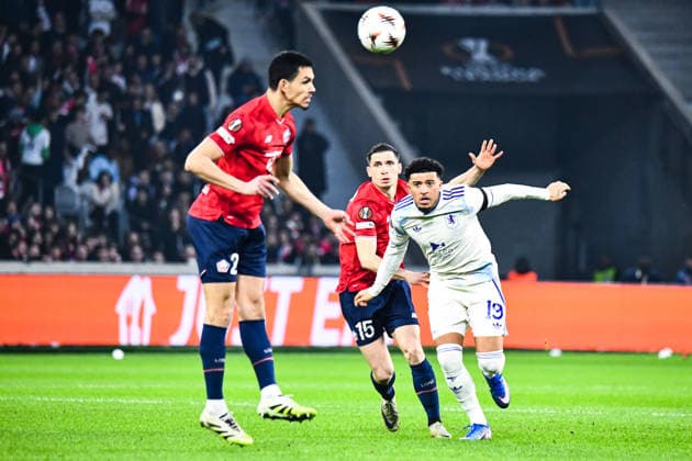 FOOTBALL: LILLE OSC - ASTON VILLA Baptiste AUTISSIER MAXPPP - Lille 12 03 2026 Baptiste AUTISSIER Maxppp Lille ; 12 03 2026 ; Jadon Sancho et Romain Perraud lors du match Lille OSC vs Aston Villa, 8e de finale aller de la ligue de l‚ÄôEuropa League a Lille le 12 Mars 2026. Lille vs Aston Villa, Europa league Lille Lille Haut de France France  Copyright: xMAXPPPxBaptistexAUTISSIERx BAU202603122312 BAU202603122312