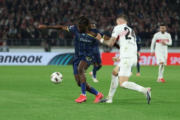 FBL UEFA Europa League Round of 16 first leg 2025 26 VfB Stuttgart FC Porto Terem Moffi FC Porto , Julian Gaston Chabot VFB Stuttgart in action, with the ball during the UEFA Europa League Round of 16 first leg soccer match between VfB Stuttgart and FC Porto at the Stuttgart Arena in Stuttgart, Germany, March 12, 2026 Copyright: JoaquimxFerreira