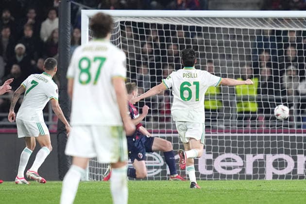 Roma™s Lorenzo Pellegrini scores goal 1-1 during the Uefa Europa League soccer match between Bologna and Roma at the Dall™Ara Stadium in Bologna , north Italy - Thursday , March 12 , 2026. - Soccer .  Copyright: xSpada LaPressex