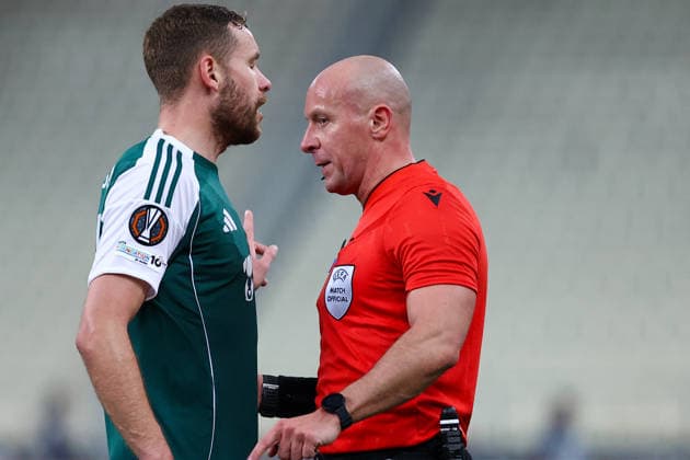 Panathinaikos F.C. v Real Betis UEFA Europa League Sverrir Ingi Ingason of Panathinaikos F.C. protests to Match referee Szymon Marciniak for a red card during the UEFA Europa League Round of 16 First Leg match at the Olympic Stadium (Greece), Marousi 12 03 2026 UK Newspapers OUT Copyright: xYannisxHalasx FIL-23117-0058