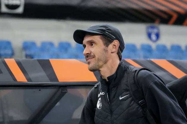 Julian Schuster SC Freiburg, Coach , Portrait, Portrait , Belgium, Football, UEFA Europa League, Round of 16 first leg, 2025 2026, KRC Genk vs SC Freiburg, 12 03 2026, KRC Genk Arena, Cegeka Arena, Genk, Belgium Genk KRC Genk Arena, Cegeka Arena Limburg Belgium Copyright: xArnexAmbergx