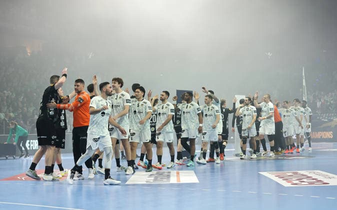 Welcoming the teams before the start of the match Sport Handball CL Champions League Champions League Men 14 Matchday Season 2025 2026 12 03 2026 Füchse Berlin vs HBC Nantes in the Max Schmeling Halle