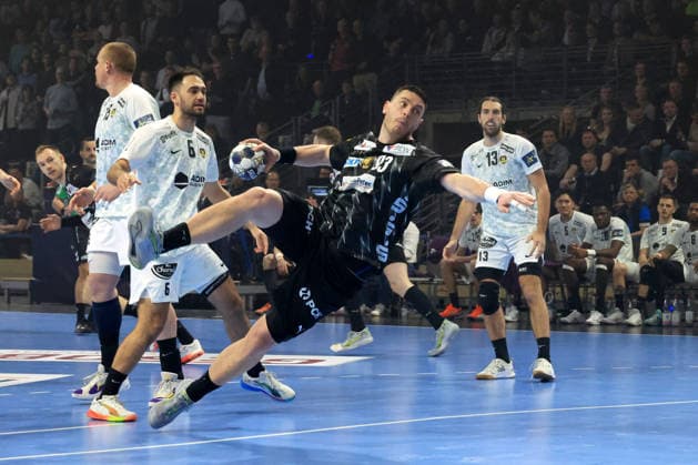DEU, Machineseeker EHF Champions League, Fuechse Berlin vs HBC Nantes, 12 03 2026, Max Schmeling Halle, Berlin, DEU, Machineseeker EHF Champions League, Fuechse Berlin vs HBC Nantes, in the picture Mijajlo Marsenic Fuechse Berlin 93 , Ian Tarrafeta HBC Nantes 6 nordphotoxGmbHx xEngler nph00076