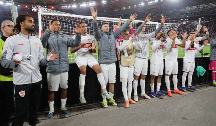 12 03 26 VfB Stuttgart FC Porto Germany, Stuttgart, 12 03 2026, Football, UEFA Europa League, Round of 16, VfB Stuttgart FC Porto VFB players after the match, thanks to the fans