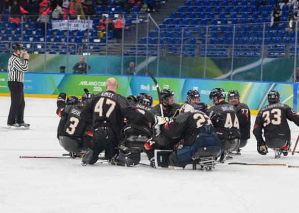 Para Ice hockey, Eishockey Milano Cortina 2026 Paralympic Winter Olympics: Slovakia Vs Germany Germany s para ice hockey team celebrates after winning over Slovakia in the Para Ice Hockey Classification Game at Milano Santagiulia Ice Hockey Arena during the Paralympic Winter games, Winterspiele,Spiele, Summer games in Milano, Italy, on March 12, 2026. Milano Milano Italy  Copyright: xRanjithxKumarx originalFilename:kumar-paralymp260312_npsAA.jpg