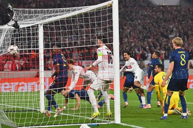 Irregular goal by Angelo STILLER VFB Stuttgart,hi for 2 2,handball penalty area action Football UEFA Europa League round of 16 VfB Stuttgart FC Porto 1 2 on 12 03 2026 MHP ARENA