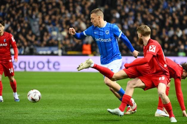 KRC Genk v Freiburg - UEFA Europa League GENK, BELGIUM - MARCH 12 : Heymans Daan midfielder of KRC Genk during the UEFA Europa League 2025 26 round of 16 match first leg between KRC Genk and Freiburg on March 12, 2026 in Genk, Belgium, 12 03 2026 Genk Belgium  Copyright: xVincentxKalutx