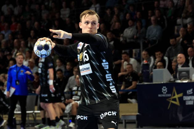 DEU, Machineseeker EHF Champions League, Fuechse Berlin vs HBC Nantes, 12 03 2026, Max Schmeling Halle, Berlin, DEU, Machineseeker EHF Champions League, Fuechse Berlin vs HBC Nantes, in the picture 7m, Tobias Grondahl Fuechse Berlin 15 nordphotoxGmbHx xEngler nph00076