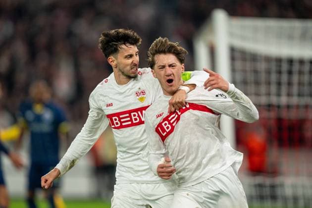 Angelo Stiller VfB Stuttgart, 06 cheers after his goal for 2 2 mt Atakan Karazor VfB Stuttgart, 16 which is disallowed, VfB Stuttgart vs FC Porto, football, Europa League, round of 16, first leg, 12 03 2026 Stuttgart Baden Wuerttemberg Germany Copyright: xkolbert-press PhilipxZieglerx