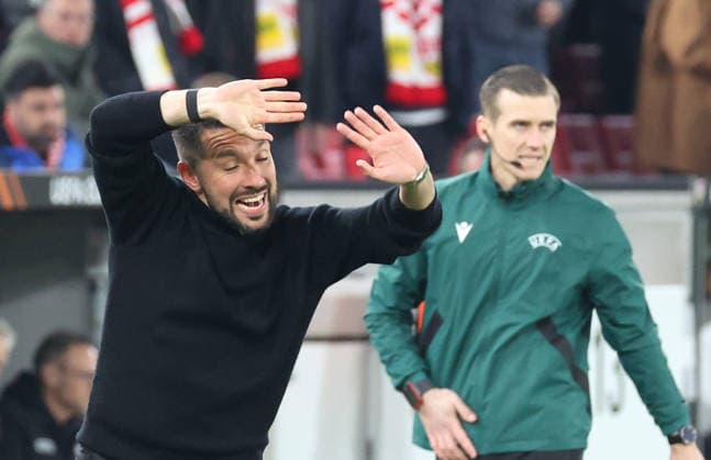 12 03 2026, Stuttgart, Football UEFA Europa League, Season 2025 2026, VfB Stuttgart vs FC Porto, Porto coach Francesco Farioli