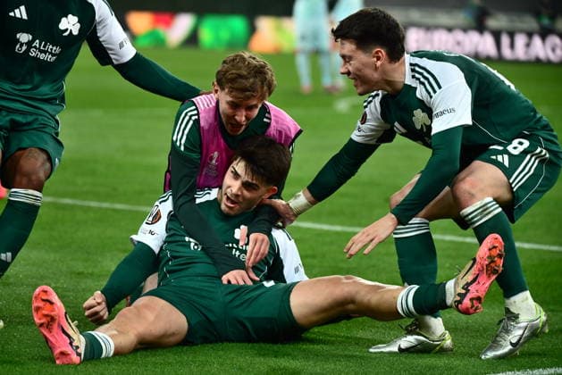 UEFA Europa League, Panathinaikos FC vs Real Betis - Vicente Taborda of Panathinaikos celebrates with his teamates after scoring the 1-0 with penalty shot during the UEFA Europa League round of 16 1st leg soccer match between Panathinaikos FC and Real Betis held at Olympic Athletic Center of Athens in Athens, Greece, 12 March 2026. IMAGO ONE INCH PRODUCTIONS ATHENS Greece Copyright: xOnexInchxProductionsx 6890103