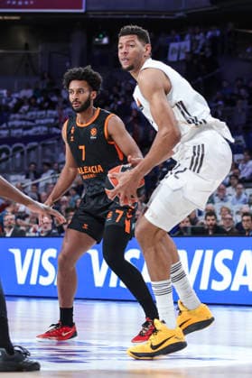 March 12, 2026, Madrid, Madrid, Spain: Braxton Key of Valencia Basket and Walter Tavares of Real Madrid in action during the Turkish Airlines EuroLeague match between Real Madrid and Valencia Basket at Movistar Arena on March 12, 2026 in Madrid, Spain. Madrid Spain - ZUMAa181 20260312_zaa_a181_045 Copyright: xIrinaxR.xHipolitox