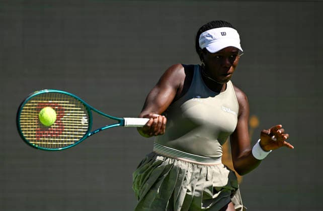 March 12, 2026 Victoria Mboko (CAN) returns a shot against Aryna Sabalenka during their quarterfinals match at the BNP Paribas Open held at the Indian Wells Tennis Garden in Indian Wells, California. California. Mandatory Photo Credit : CSM Tennis 2026: BNP Paribas Open MAR 12  - ZUMAc04_ 20260312_zma_c04_057 Copyright: xCharlesxBausx
