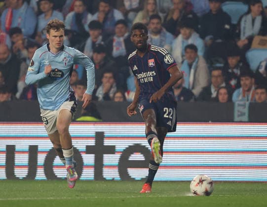 ESP: Real Celta v Olympique Lyonnais, EuropaLeague, 12 March 2026 Clinton Mata of Olympique Lyonnais and Wiliot Swedberg of Real Club Celta de Vigoin action during the UEFA Europe League KO poff, 2st leg between Real Club Celta de Vigo and Olympique Lyonnais at Stadium Municipal ABANCA Balaidos on March 12,2026 in Vigo (Spain) (Photo by Luis de la Mata SportPix Sipa USA Vigo Stadium Municipal Balaidos ABANC Galicia Spain Copyright: xLuisxdexlaxMatax xsportPix.org.ux