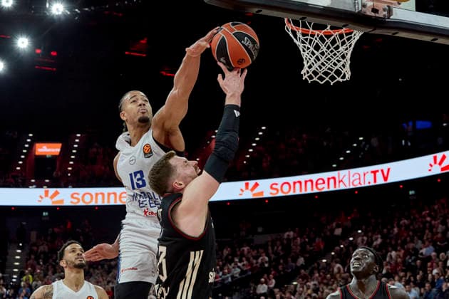 Turkish Airlines EuroLeague Basketball, FC Bayern Munich Basketball vs Anadolu Efes Istanbul, Munich FC Bayern Basketball, Munich FC Bayern Basketball, Istanbul Anadolu Efes, 2026 03 12 in Munich SAP Garden OBST Andreas FC Bayern Munich Guard G Nr13 BAY13 , DESSERT Brice Anadolu Efes Istanbul Center C Nr13 EFS13 sportworld Munich SAP Garden Bayern Germany