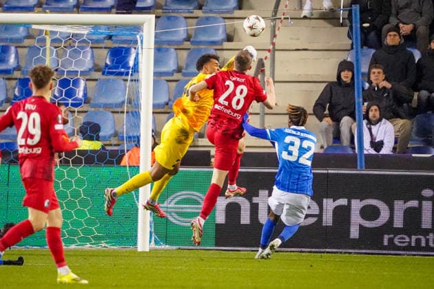 Belgium Football Europa League 2025 2026, Round of 16 KRC Genk vs SC Freiburg Cegeka Arena Genk Collision Tobias Lawal KRC Genk, 26 and Matthias Ginter SC Freiburg, 28 Copyright: xJOERANxSTEINSIEKx