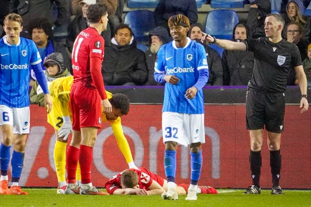 Belgium Football Europa League 2025 2026, Round of 16 KRC Genk vs SC Freiburg Cegeka Arena Genk Collision Tobias Lawal KRC Genk, 26 and Matthias Ginter SC Freiburg, 28 Copyright: xJOERANxSTEINSIEKx