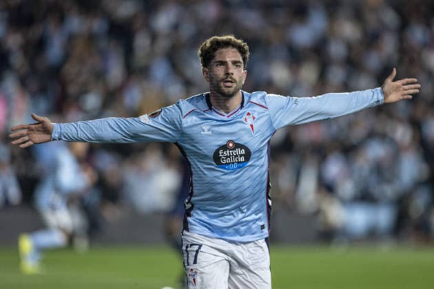 Javi Rueda 17 of Real Club Celta celebrates after scoring team s first goal during the UEFA Europa League match between RC Celta de Vigo vs Olympique Lyonnais at Estadio de Balaidos on March 12nd,2026 (Photo by Joao Bravo Sports Press Photo) Copyright: xJoaoxBravo SportsxPressxPhotox Sportspressphoto_SPR108550