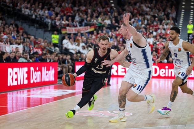 Andreas Obst FC Bayern Basketball, 13 with Rolands Smits Anadolu Efes Istanbul, 11 and Nick Weiler Babb Anadolu Efes Istanbul, 08 , GER, FC Bayern Basketball vs Anadolu Efes Istanbul, Basketball, Euroleague, Matchday 31, Season 2025 2026, 12 03 2026, GER, FC Bayern Basketball vs Anadolu Efes Istanbul, Basketball, Euroleague, Matchday 31, Season 2025 2026, 12 03 2026 Munich Copyright: xEibner-Pressefoto JennixMaulx EP_JML