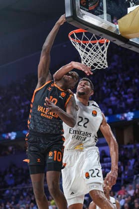 March 12, 2026, Madrid, Madrid, Spain: Omari Moore of Valencia Basket and Walter Tavares of Real Madrid in action during the Turkish Airlines EuroLeague match between Real Madrid and Valencia Basket at Movistar Arena on March 12, 2026 in Madrid, Spain. Real Madrid V Valencia Basket - Turkish Airlines EuroLeague  - ZUMAa181 20260312_zaa_a181_120 Copyright: xIrinaxR.xHipolitox