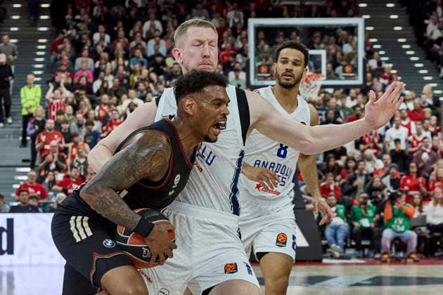 Turkish Airlines EuroLeague Basketball, FC Bayern Munich Basketball vs Anadolu Efes Istanbul, Munich FC Bayern Basketball, Munich FC Bayern Basketball, Istanbul Anadolu Efes, 2026 03 12 in Munich SAP Garden RATHAN MAYES Xavier FC Bayern Munich Guard G Nr4 BAY4 , SMITS Rolands Anadolu Efes Istanbul Forward F Nr11 EFS11 sportworld Munich SAP Garden Bayern Germany