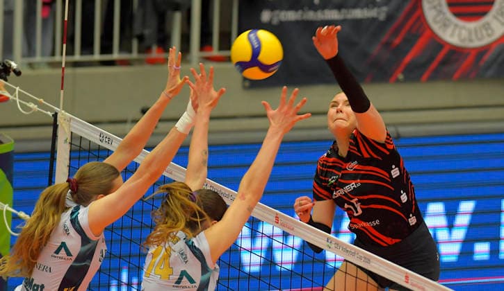 12 3 2026, Dresdens Marta Levinska smashes against Chieris Anastasia Cekulaev and Stella Nervini, Volleyball, CEV Cup, semi-final, Dresdner SC Reale Mutua Fenera Chieri, c Dresden