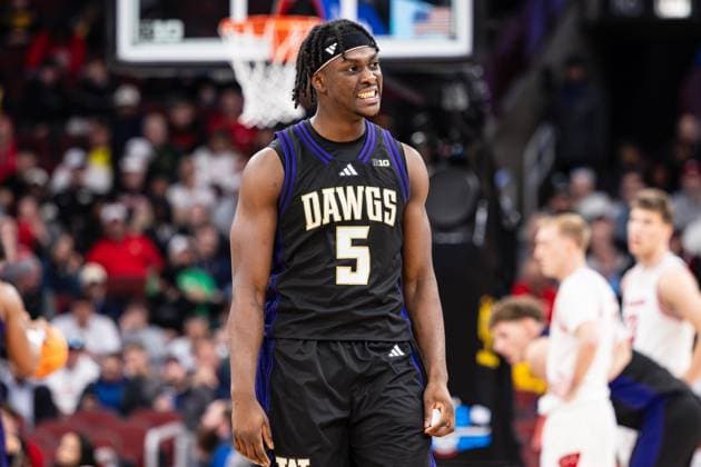 Basketball, NCAA, Wisconsin Badgers - Washington Huskies March 12, 2026, Chicago, Illinois, USA: Washington basketball player ZOOM DIALLO looks on in the third round game against Wisconsin during the 2026 TIAA Big Ten Men s Basketball Tournament at the United Center. 2026 TIAA Big Ten Men s Basketball Tournament: Wisconsin 85: Washington: 82  - ZUMAw173 20260312_zsp_w173_015 Copyright: xLukexWelshx