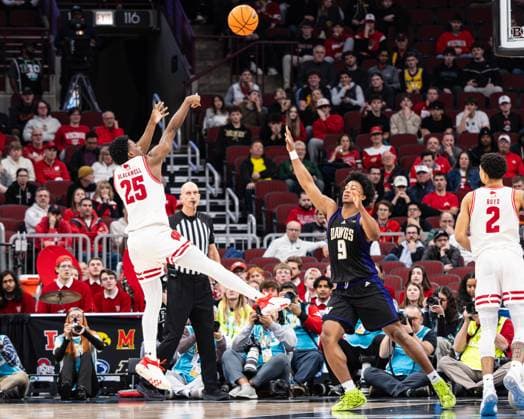 Basketball, NCAA, Wisconsin Badgers - Washington Huskies March 12, 2026, Chicago, Illinois, USA: Wisconsin basketball player JOHN BLACKWELL shoots a fadeaway in the third round game against Washington during the 2026 TIAA Big Ten Men s Basketball Tournament at the United Center. NCAA, College League, USA Basketball 2026: Wisconsin 85:82 Washington  - ZUMAw173 20260312_zsp_w173_004 Copyright: xLukexWelshx