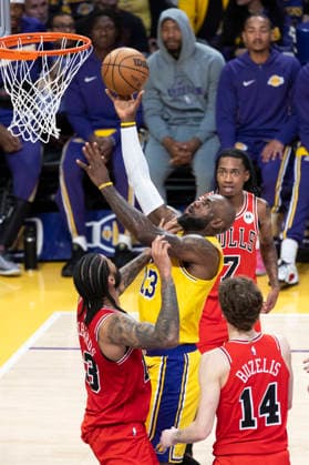 March 12, 2026, Los Angeles, California, USA: Los Angeles LakersÃ¢â‚¬â ¢ LeBron James (23) shoots against Chicago BullsÃ¢â‚¬â ¢ Nick Richards (13) during an NBA, Basketball Herren, USA basketball game at Crypto.com Arena on Thursday, March 12, 2026 in Los Angeles. NBA 2026: Bulls Vs Lakers  - ZUMAc68_ 20260312_zaf_c68_043 Copyright: xRingoxChiux