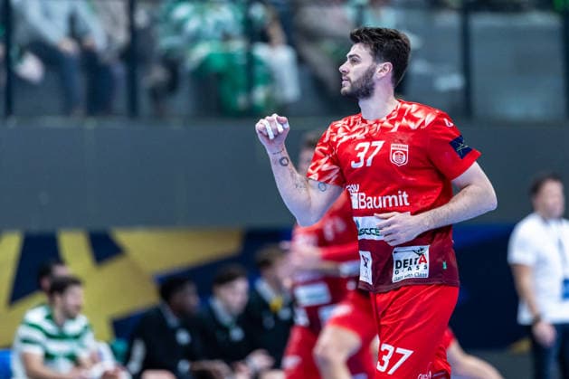 March 12, 2026, Pavilhão Multiusos de Odivelas, Lisbon, Portugal, EHF Champions League 2025 26 Sporting CP vs CS Dinamo Bucuresti Haniel Langaro of CS Dinamo Bucuresti Copyright: HMBxMedia CarlosxSilva
