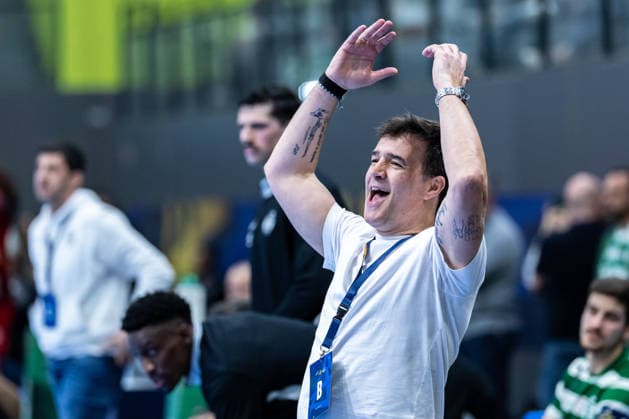 March 12, 2026, Pavilhão Multiusos de Odivelas, Lisbon, Portugal, EHF Champions League 2025 26 Sporting CP vs CS Dinamo Bucuresti Head Coach Ricardo Costa of Sporting CP Copyright: HMBxMedia CarlosxSilva