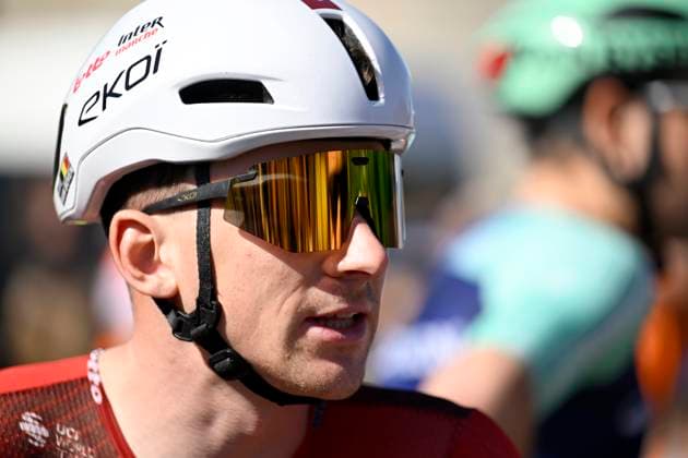 Paris Nice 2026 Stage 6 APT, FRANCE - MARCH 13 : Van Boven Luca (BEL) of Lotto - Intermarche during stage 6 of the 84th edition of Paris - Nice an UCI World Tour 2.UWT cycling road race stage for Men Elite of 179.3 km with start in Barbentane and finish in Apt on March 13, 2026 in Apt, France, 13 03 2026 ( Motordriver Guy De Vuyst - Apt France  Copyright: xNicoxVereeckenx