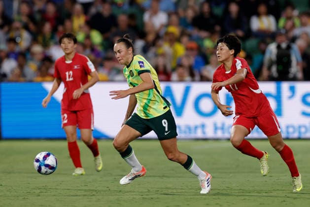 SOCCER ASIAN CUP MATILDAS DPR KOREA, Caitlin Foord of Australia runs the ball during the AFC Women™s Asian Cup Quarter Final match between Australia and Democratic People s Republic of Korea (DPR) at HBF Park in Perth, Friday, March 13, 2026. ( NO ARCHIVING, EDITORIAL USE ONLY PERTH WESTERN AUSTRALIA AUSTRALIA  Copyright: xRICHARDxWAINWRIGHTx 20260313172075433582