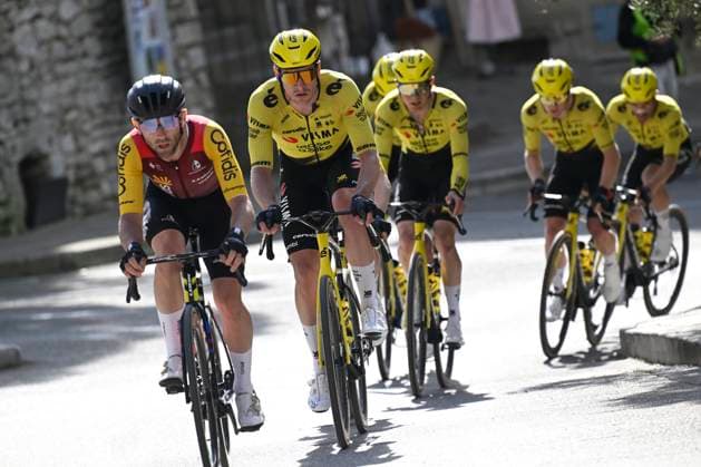 Paris Nice 2026 Stage 6 APT, FRANCE - MARCH 13 : Affini Edoardo (ITA) of Team Visma I Lease a Bike during stage 6 of the 84th edition of Paris - Nice an UCI World Tour 2.UWT cycling road race stage for Men Elite of 179.3 km with start in Barbentane and finish in Apt on March 13, 2026 in Apt, France, 13 03 2026 ( Motordriver Guy De Vuyst - Apt France  Copyright: xNicoxVereeckenx