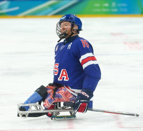 March 13, 2026, Milan, Lombardy, Italy: DECLAN FARMER 16 of USA celebrates during the Semi Final game between Team United States (USA) and Team Czechia (CZE) at the Milano Cortina 2026 Paralympic Winter games, Winterspiele,Spiele, Summer games USA won 6:1 and advances to the Final. Paralympics 2026: Milano Cortina: Para Ice hockey, Eishockey Men s Semi Final: USA 6:1 CZE  - ZUMAc179 20260313_oly_c179_027 Copyright: xMickaelxChavetx