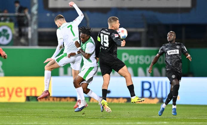 13 03 2026 Soccer Season 2025 2026 2 Soccer Bundesliga 26 Matchday SpVgg Greuther Fürth Kleeblatt SGF SV Elversberg SVE Sportfoto Zink xwoxzix DFL regulations prohibit any use of photographs as image sequences and or quasi video only for editorial use Dennis Srbeny 7, SpVgg Greuther Fürth Noel Futkeu 9, SpVgg Greuther Fürth Lukas Pinckert 19, SV Elversberg