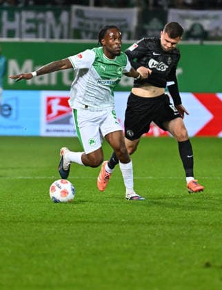 13 03 2026 Soccer Season 2025 2026 2 Soccer Bundesliga 26 Matchday SpVgg Greuther Fürth Kleeblatt SGF SV Elversberg SVE Sportfoto Zink xwoxzix DFL regulations prohibit any use of photographs as image sequences and or quasi video only for editorial use Noel Futkeu 9, SpVgg Greuther Fürth Lukasz Poreba 8, SV Elversberg