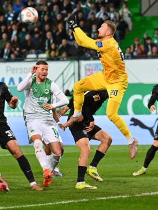 13 03 2026 Soccer Season 2025 2026 2 Soccer Bundesliga 26 Matchday SpVgg Greuther Fürth Kleeblatt SGF SV Elversberg SVE Sportfoto Zink xwoxzix DFL regulations prohibit any use of photographs as image sequences and or quasi video only for editorial use Jan Elvedi 15, SpVgg Greuther Fürth Nicolas Kristof 20, SV Elversberg