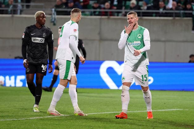 13 03 2026, xrekx, Fußball 2 Bundesliga, SpVgg Greuther Fuerth SV Elversberg v l Jan Elvedi SpVgg Greuther Fuerth enttaeuscht, enttäuscht, schaut enttaeuscht, niedergeschlagen, disappointed DFL DFB REGULATIONS PROHIBIT ANY USE OF PHOTOGRAPHS as IMAGE SEQUENCES and or QUASI VIDEO Fuerth