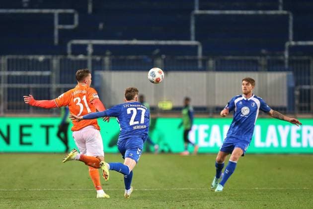 Magdeburg, Saxony-Anhalt, Germany, 13 03 2026 Avnet Arena 26 Matchday, Season 2025 26, 2 Soccer Bundesliga 1 FC Magdeburg Darmstadt 98 Niklas Schmidt 31, Darmstadt 98 and Philipp Hercher 27, 1 FC Magdeburg Copyright: xdtsxNachrichtenagenturx dts_110625